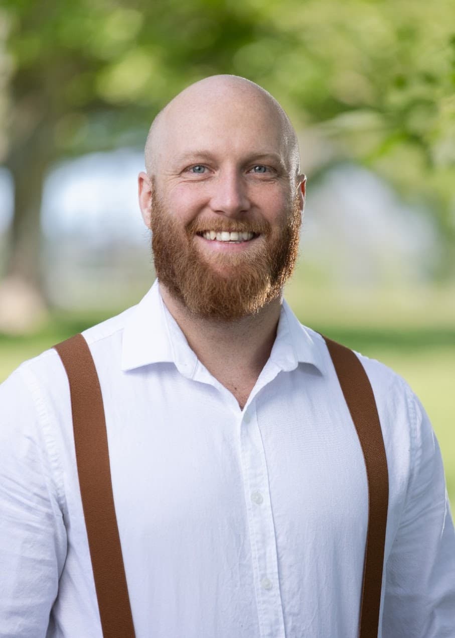 Daniel Elliott, LMHC-A — telehealth psychotherapist serving Washington State from Spokane